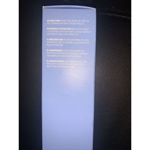 REVOLUTION Skincare London Targeted BLEMISH Serum 1 oz/30ml 2% Salicylic Acid - Picture 4 of 4